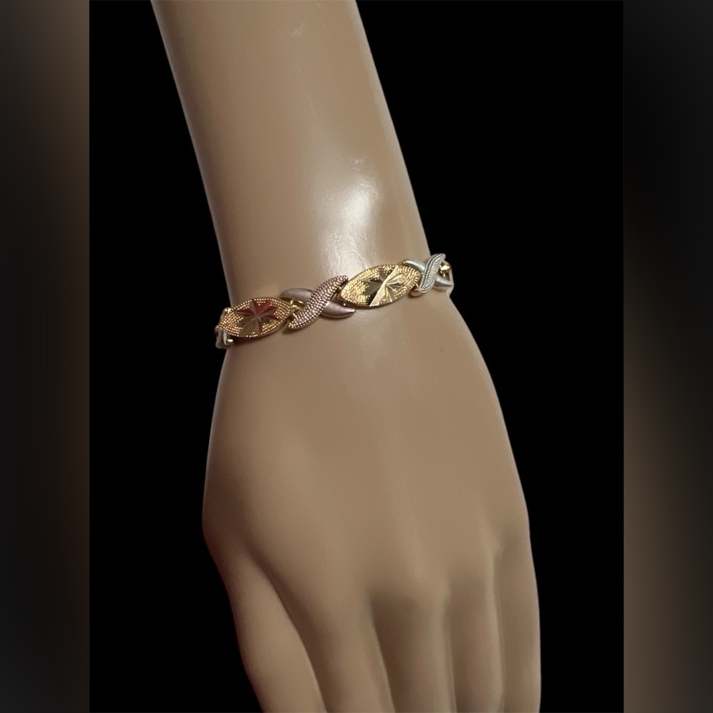 Elegant Gold and Rise Gold Women's Bracelet